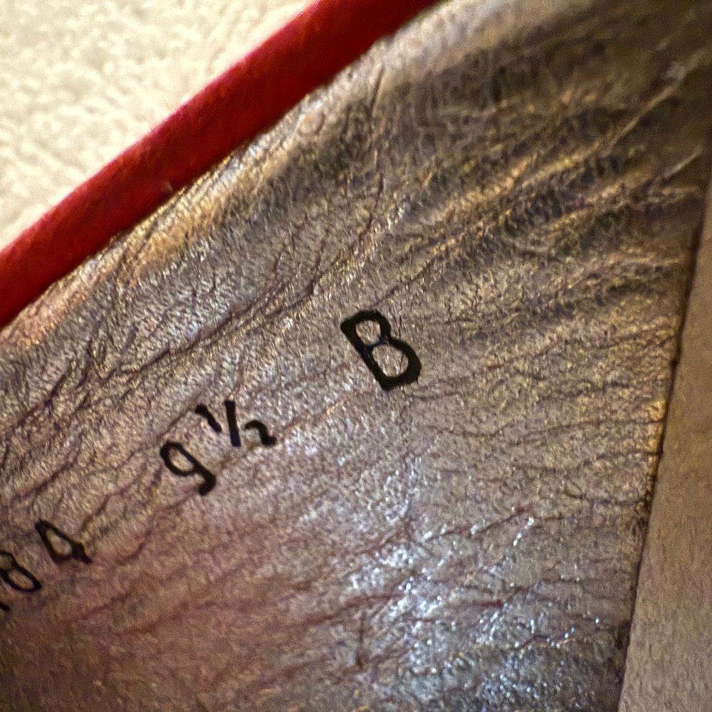 Shoes - Picture 3 of 6